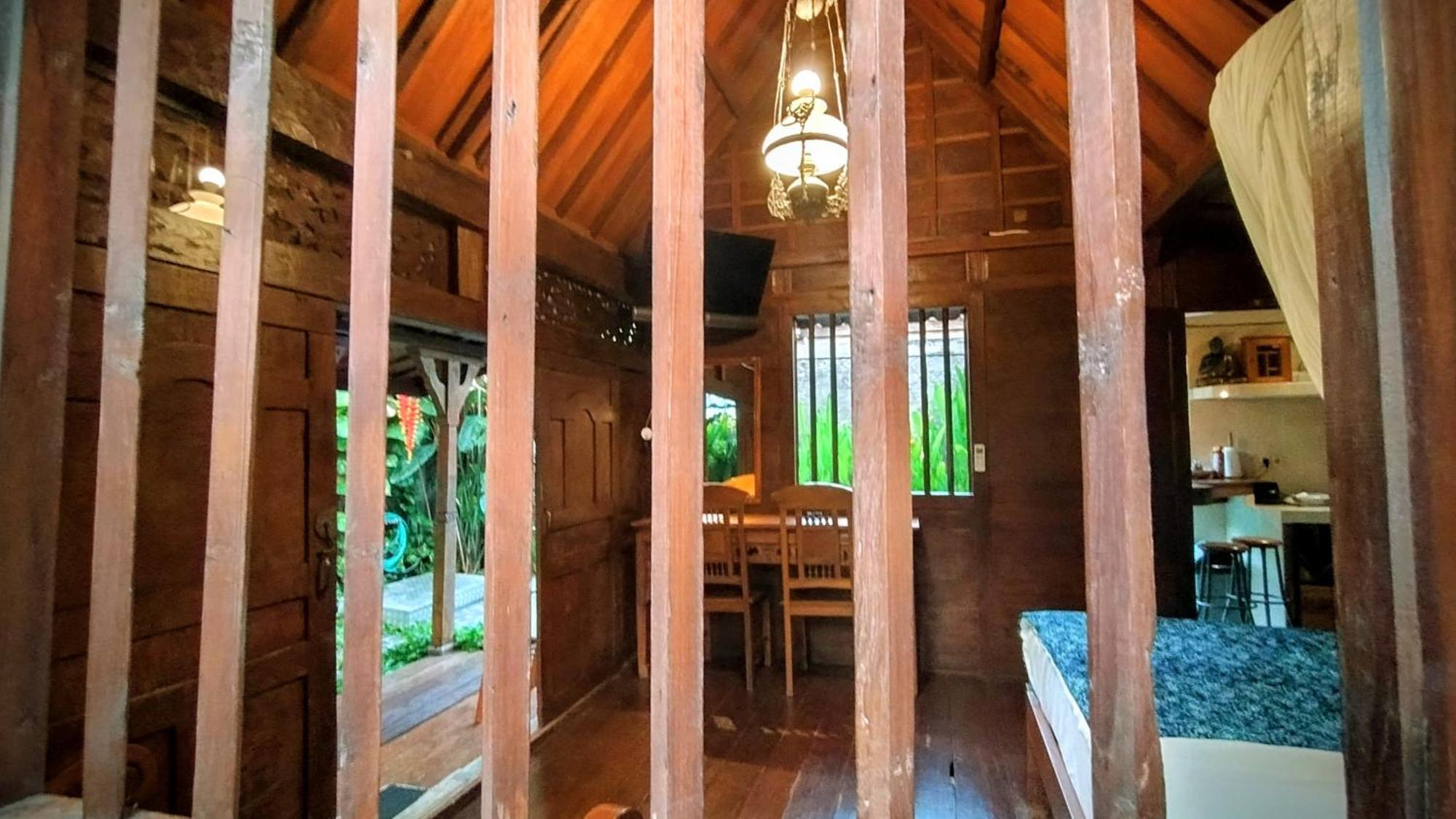 Wooden Villa Private Pool