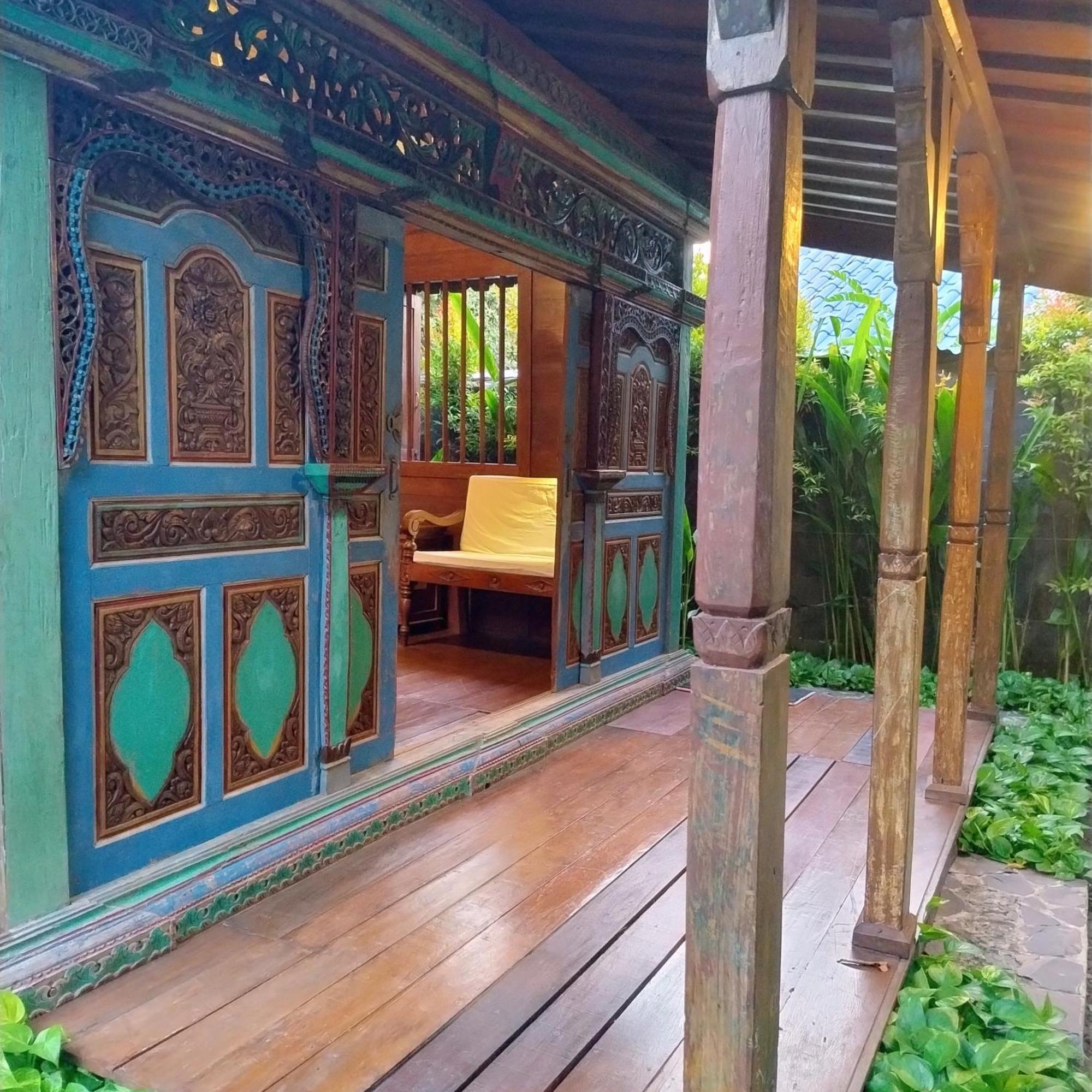 Wooden Villa Private Pool